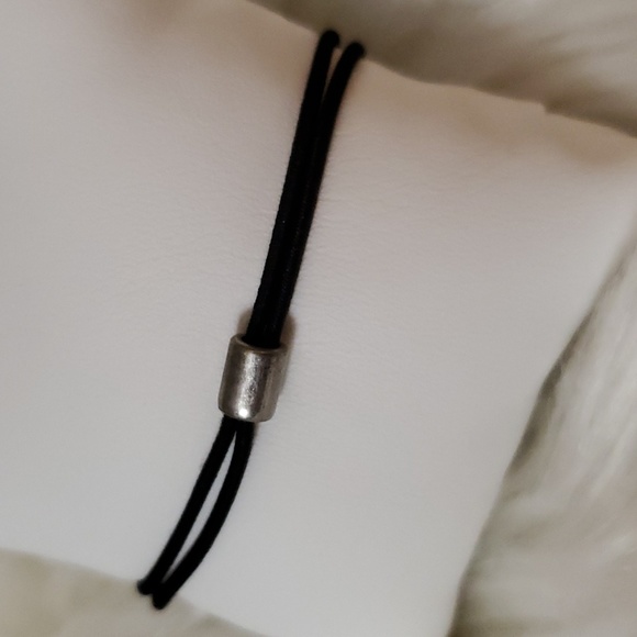 Stunning Boutique Silver and Rhinestone Bling Black Cord Bracelet - Picture 3 of 4